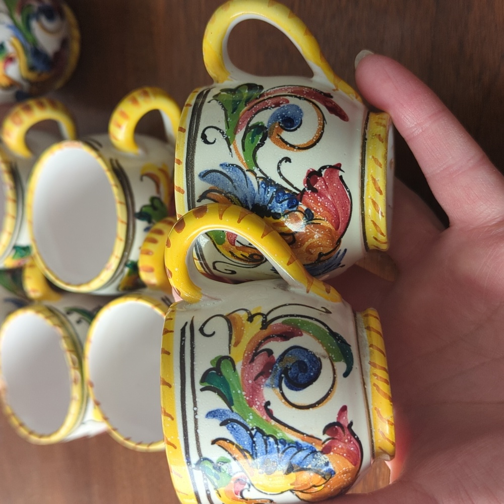 Italian Majolica Espresso Cups - Picture 3 of 9